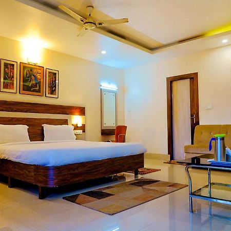 Fabhotel Kanchan Plaza Bhubaneswar Exteriör bild