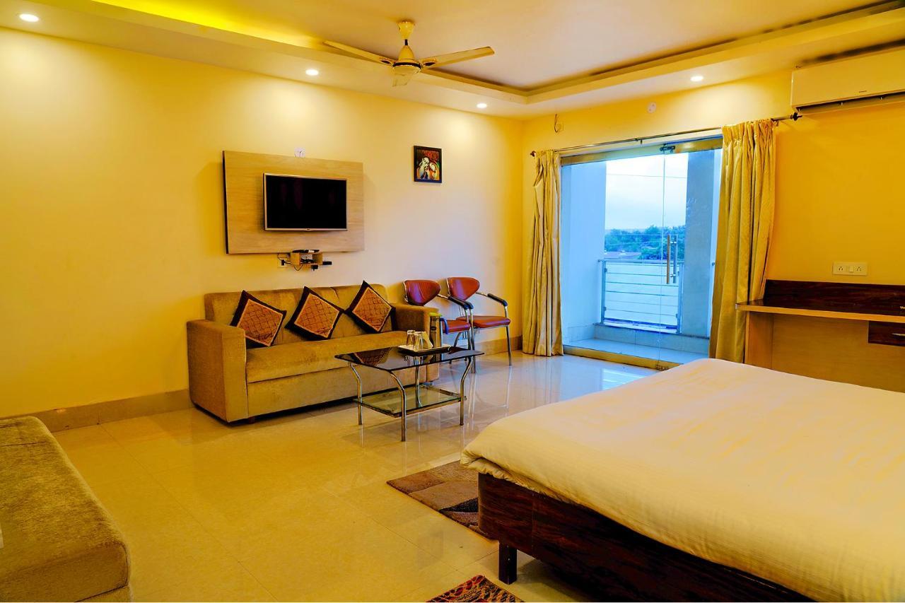 Fabhotel Kanchan Plaza Bhubaneswar Exteriör bild