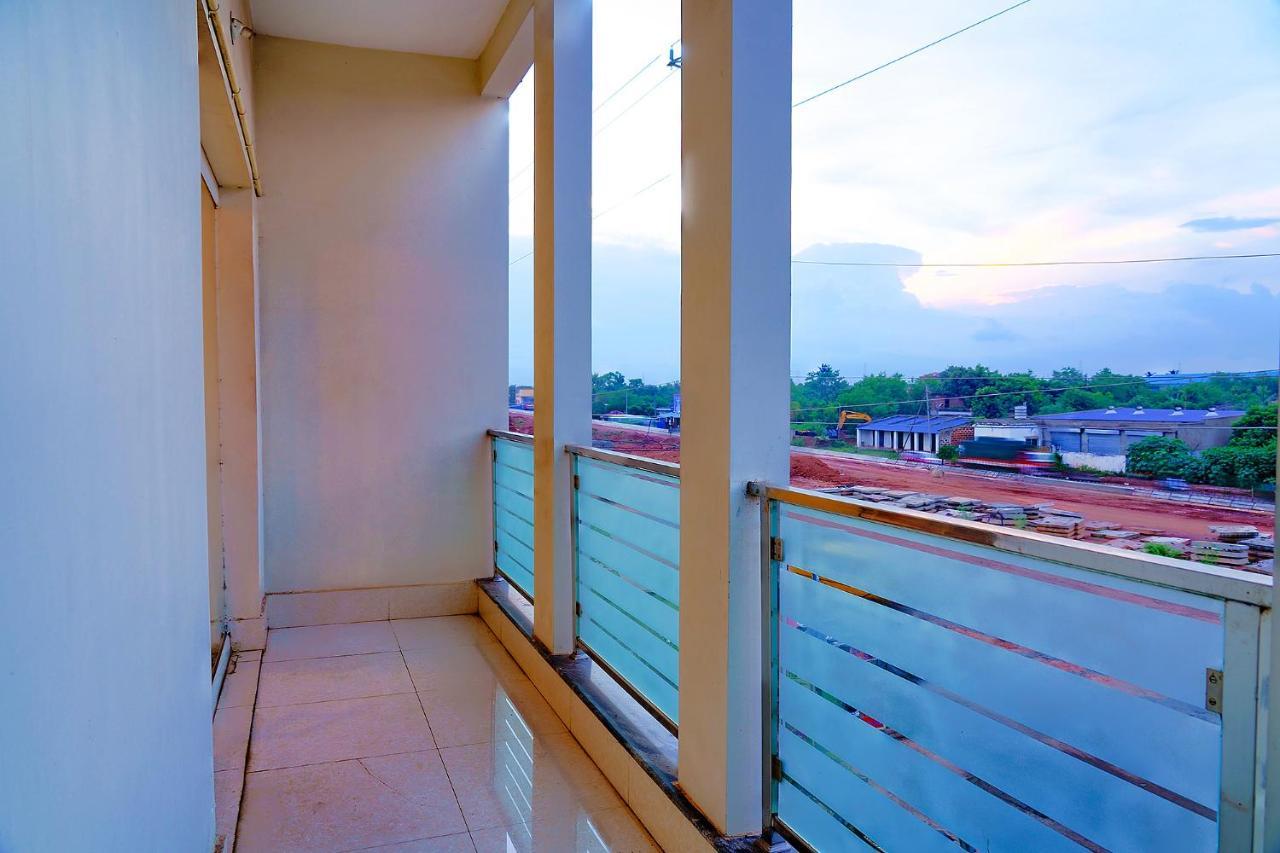 Fabhotel Kanchan Plaza Bhubaneswar Exteriör bild