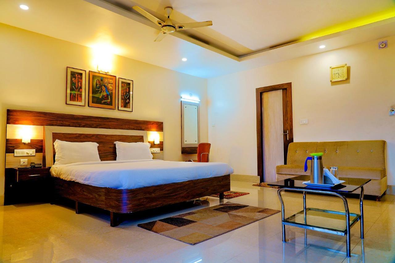Fabhotel Kanchan Plaza Bhubaneswar Exteriör bild